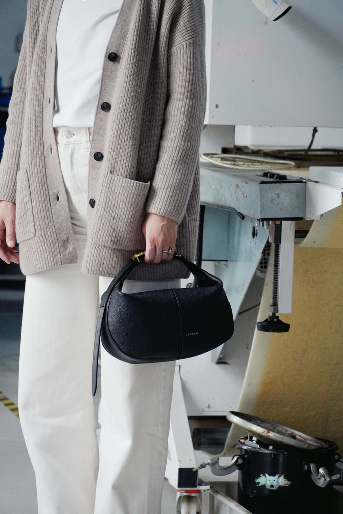 OLIVIA Small Negru TAURUS- Handbags - ONOCAN