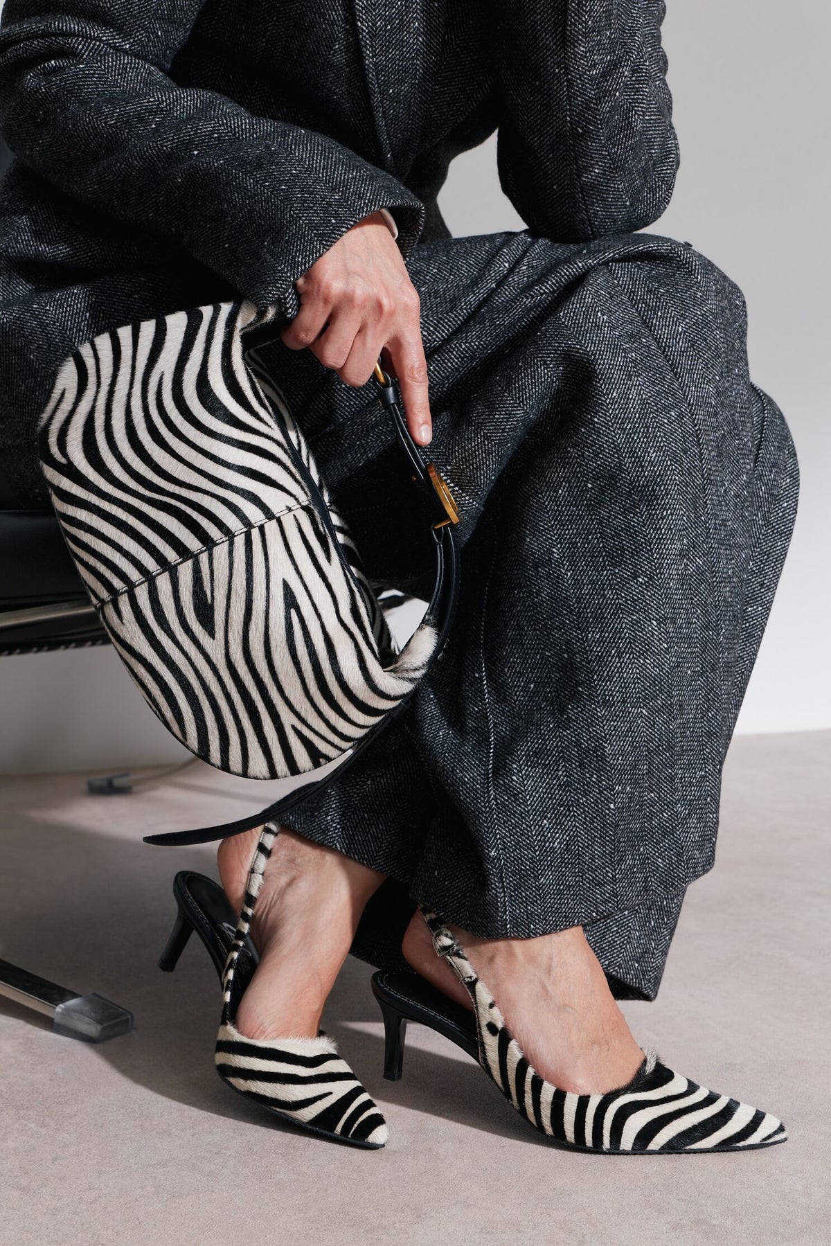 OLIVIA Small Zebra-handbags-onocan