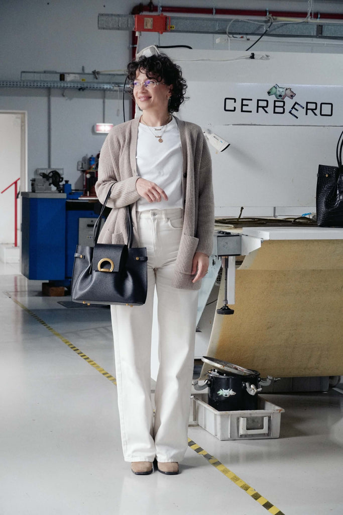 TARA Midi Negru - Handbags - ONOCAN