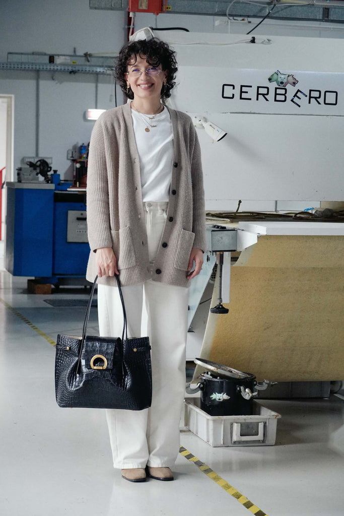 TARA Negru Croco - Handbags - ONOCAN